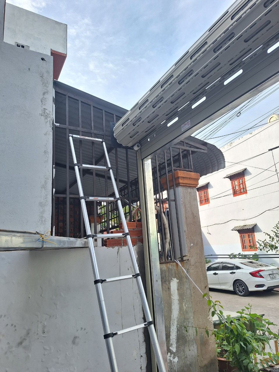 Cửa Cuốn Đức PM76x Siêu Thoáng Bền Bỉ Giá Tốt Titadoor