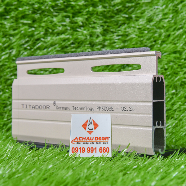 Tiết Kiệm Không Gian Cửa Cuốn Đức Titadoor PM 600SE Bền Bỉ